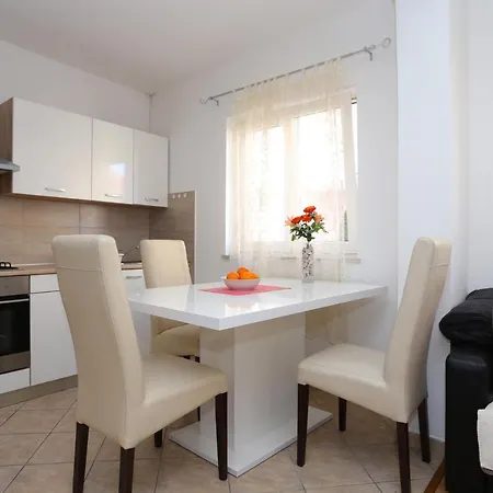 With A Parking Space - 11518 *