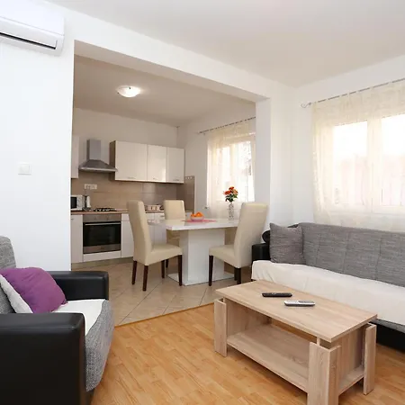 With A Parking Space - 11518 Apartman *