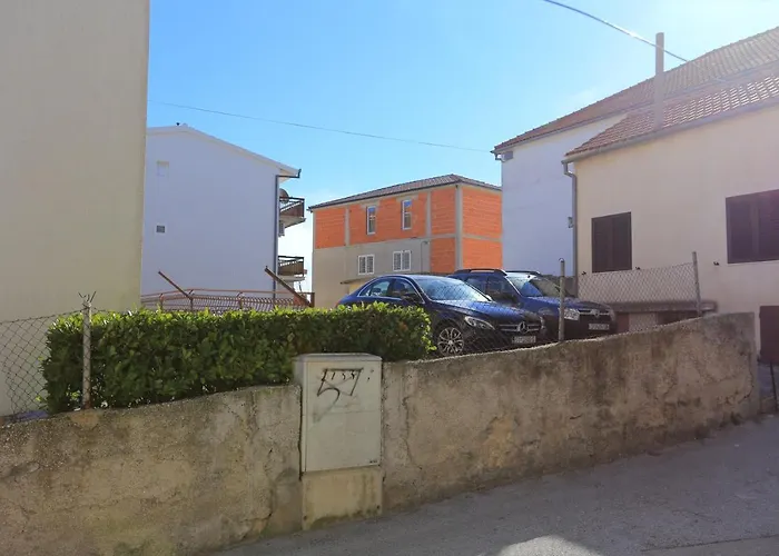 With A Parking Space - 11518 * ספליט