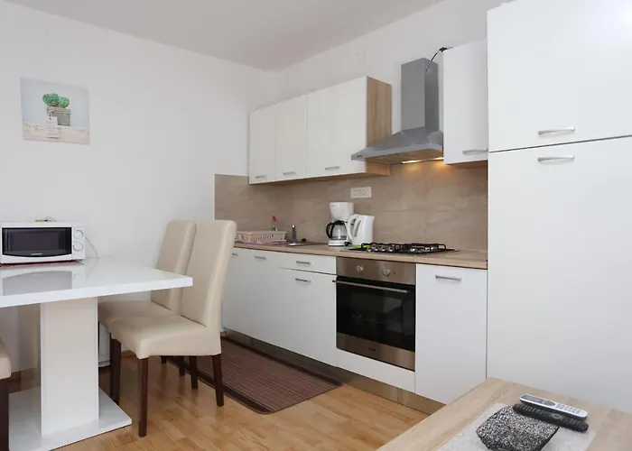 With A Parking Space - 11518