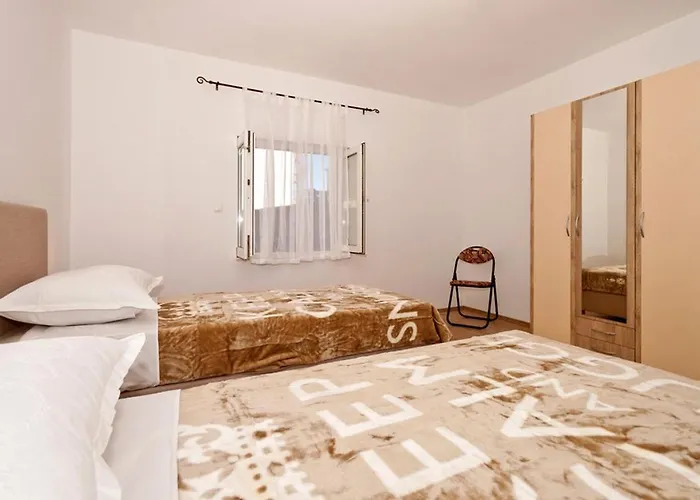 With A Parking Space - 11518 ספליט